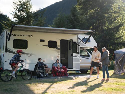 Four Seasons RV Rentals - Class C Large | Scenic Image Family Games