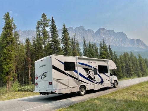 Four Seasons RV Rentals - Class C X-Large Motorhome | Scenic Banff Road Trip